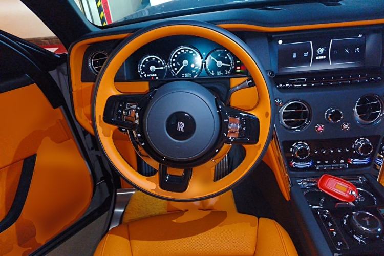 Used Rolls-Royce Cullinan 2024 Four-Seat Version Steering Wheel