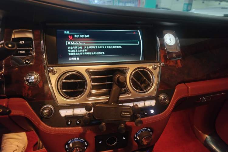 Used Rolls-Royce Ghost 2010 6.6T Standard Edition Audio And AC Panel