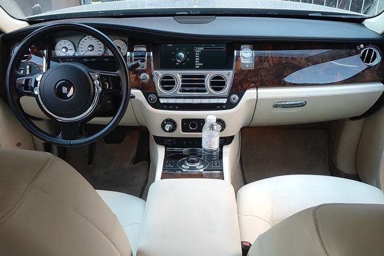 Used Rolls-Royce Ghost 2010 6.6T Standard Edition Center Console