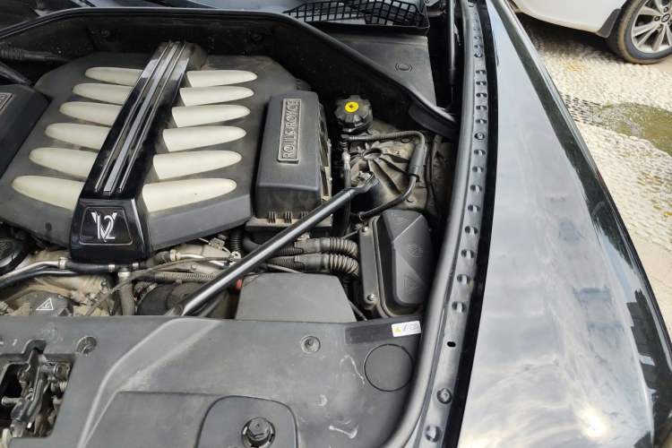 Used Rolls-Royce Ghost 2010 6.6T Standard Edition Engine Bay Left