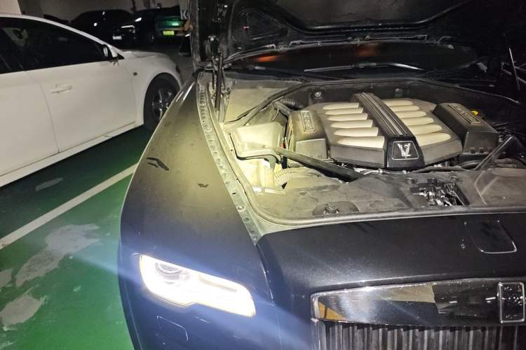 Used Rolls-Royce Ghost 2010 6.6T Standard Edition Engine Bay Right