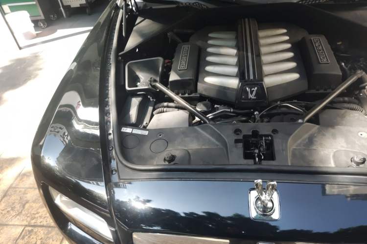 Used Rolls-Royce Ghost 2010 6.6T Standard Edition Engine Bay Right
