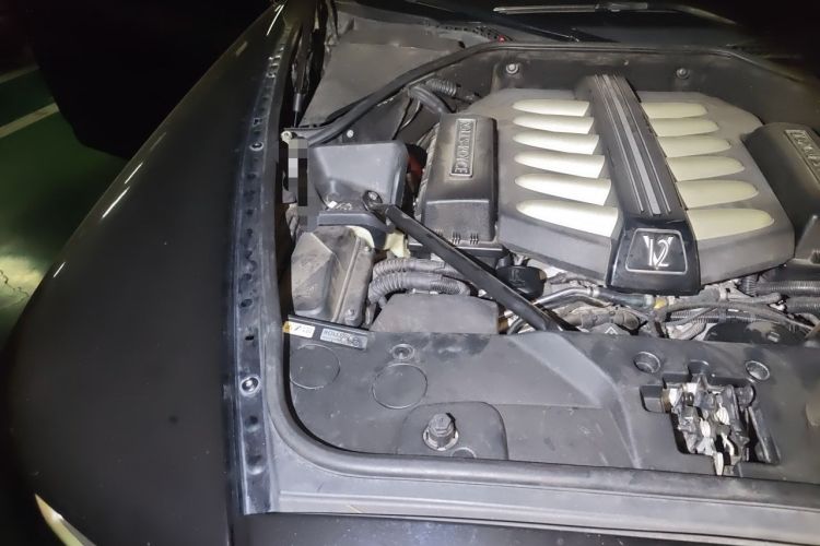 Used Rolls-Royce Ghost 2010 6.6T Standard Edition Engine Bay Right