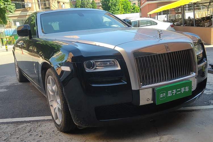 Used Rolls-Royce Ghost 2010 6.6T Standard Edition Front Right 45 Deg