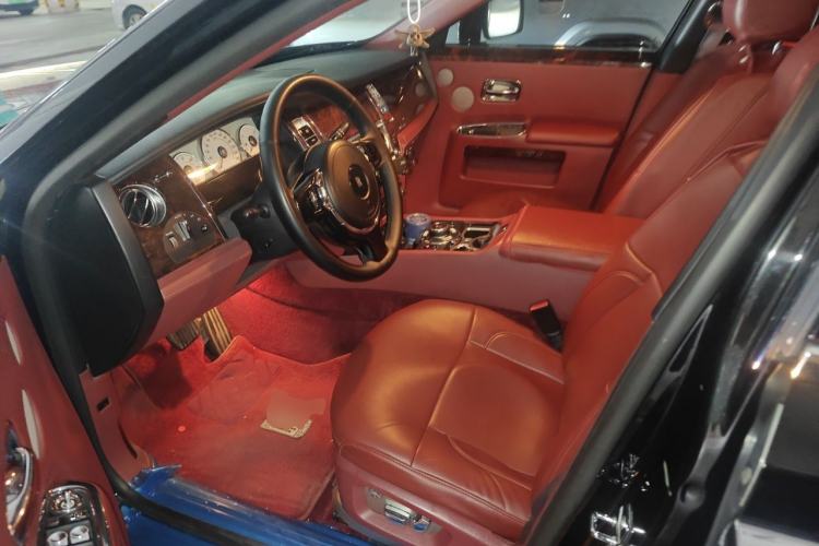 Used Rolls-Royce Ghost 2010 6.6T Standard Edition Left Front Seat