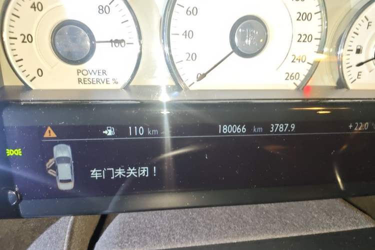 Used Rolls-Royce Ghost 2010 6.6T Standard Edition Odometer Close Up