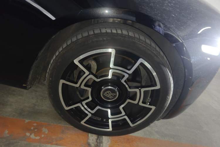 Used Rolls-Royce Ghost 2010 6.6T Standard Edition Right Front Wheel Hub
