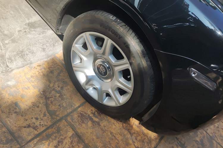 Used Rolls-Royce Ghost 2010 6.6T Standard Edition Right Front Wheel Hub