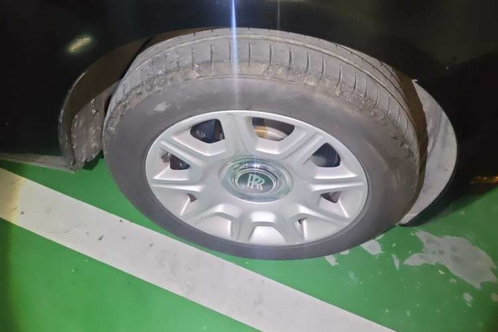 Used Rolls-Royce Ghost 2010 6.6T Standard Edition Right Front Wheel Hub