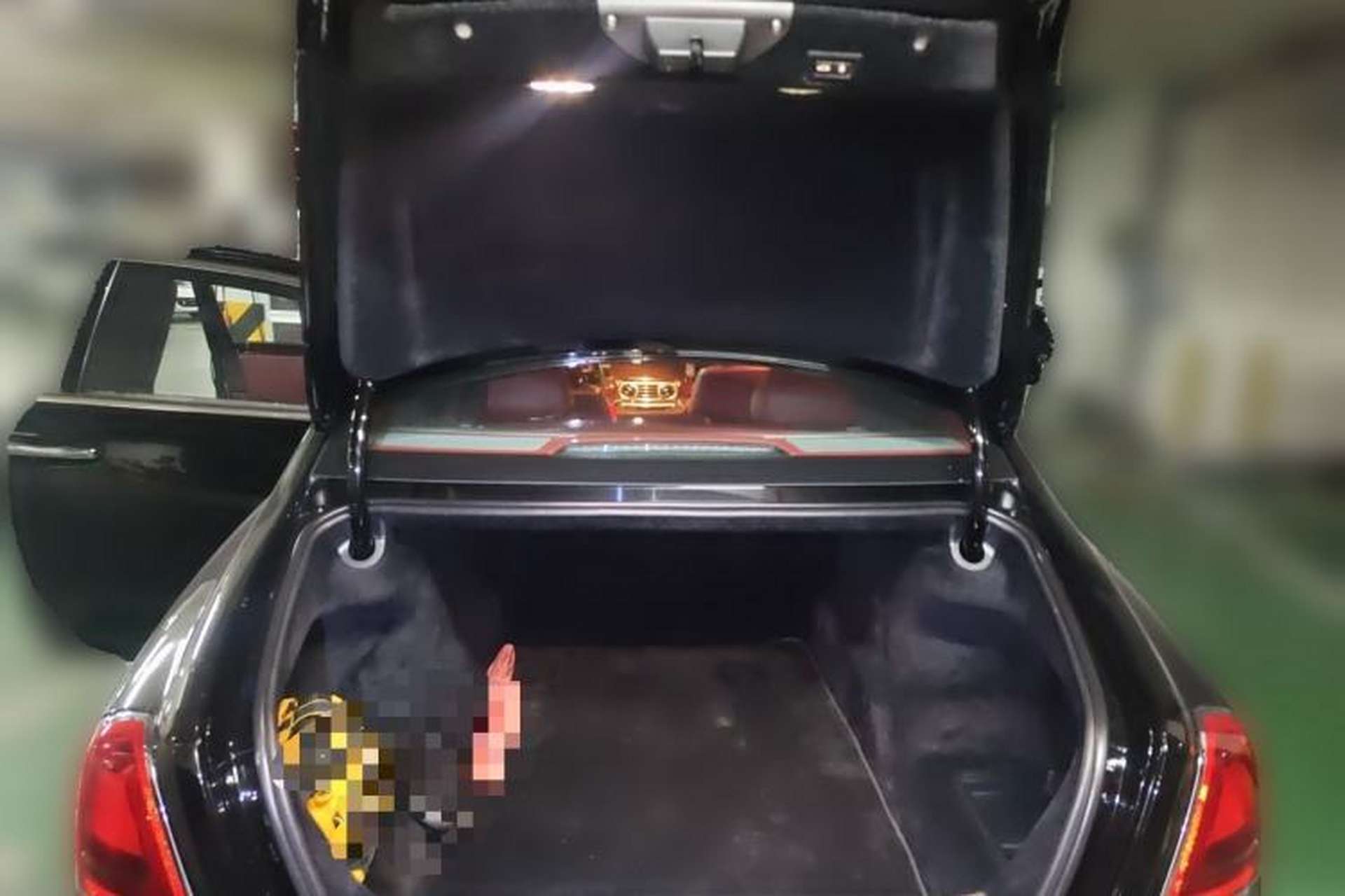 Used Rolls-Royce Ghost 2010 6.6T Standard Edition Trunk