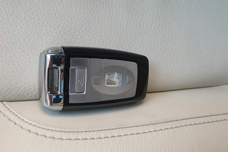 Used Rolls-Royce Ghost 2010 6.6T Standard Edition Vehicle Key