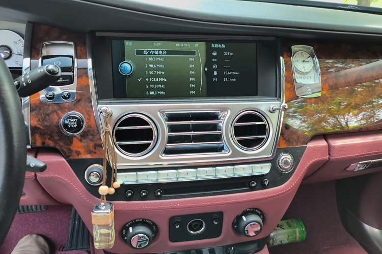 Used Rolls-Royce Ghost 2012 6.6T Extended Version Audio And AC Panel