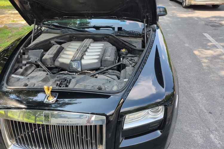 Used Rolls-Royce Ghost 2012 6.6T Extended Version Engine Bay Left