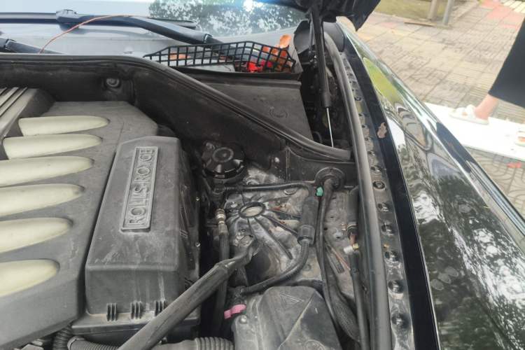 Used Rolls-Royce Ghost 2012 6.6T Extended Version Engine Bay Left