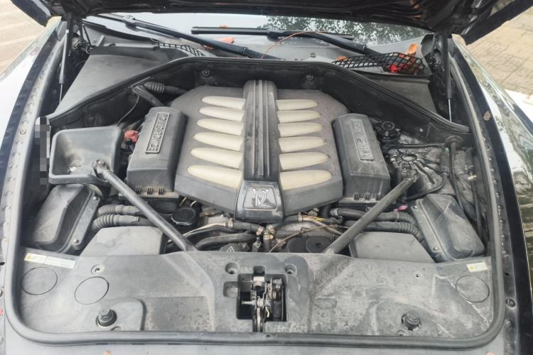 Used Rolls-Royce Ghost 2012 6.6T Extended Version Engine Bay