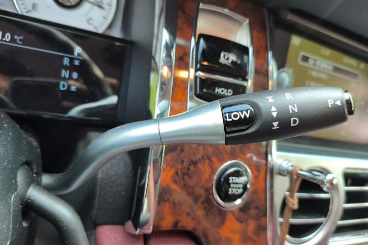 Used Rolls-Royce Ghost 2012 6.6T Extended Version Gear Lever