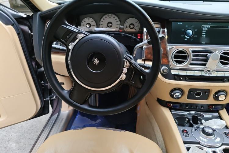 Used Rolls-Royce Ghost 2013 6.6T Art Deco Collection Edition Steering Wheel