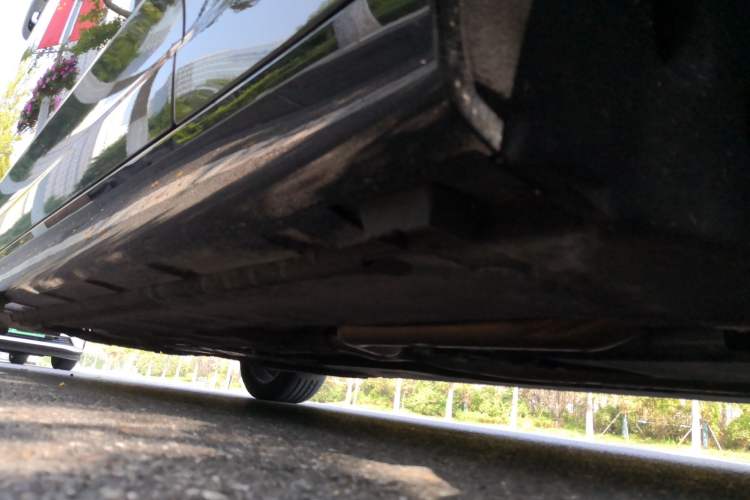Used Rolls-Royce Ghost 2014 6.6T Extended Version Chassis Front Right
