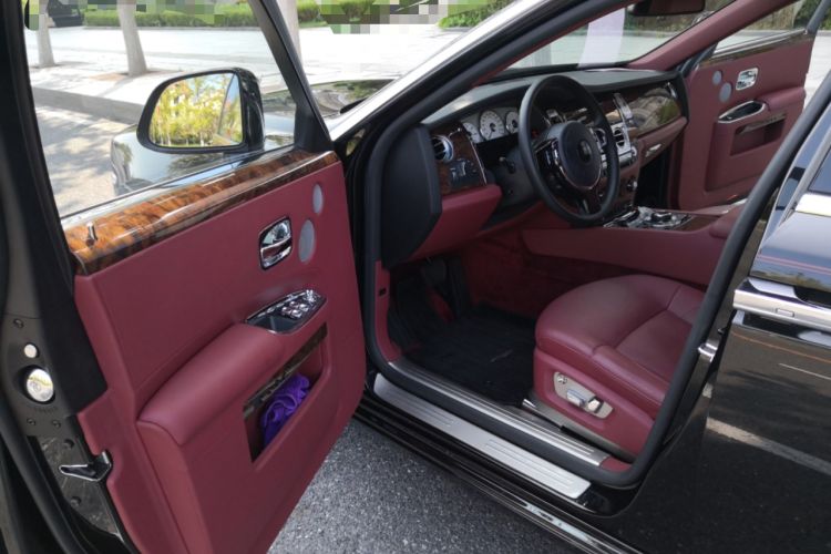 Used Rolls-Royce Ghost 2014 6.6T Extended Version Driver Seat
