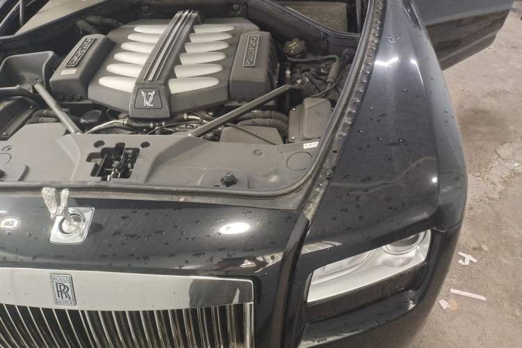 Used Rolls-Royce Ghost 2014 6.6T Extended Version Engine Bay Left