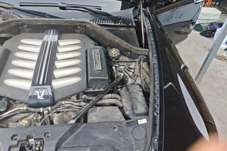 Used Rolls-Royce Ghost 2014 6.6T Extended Version Engine Bay Left