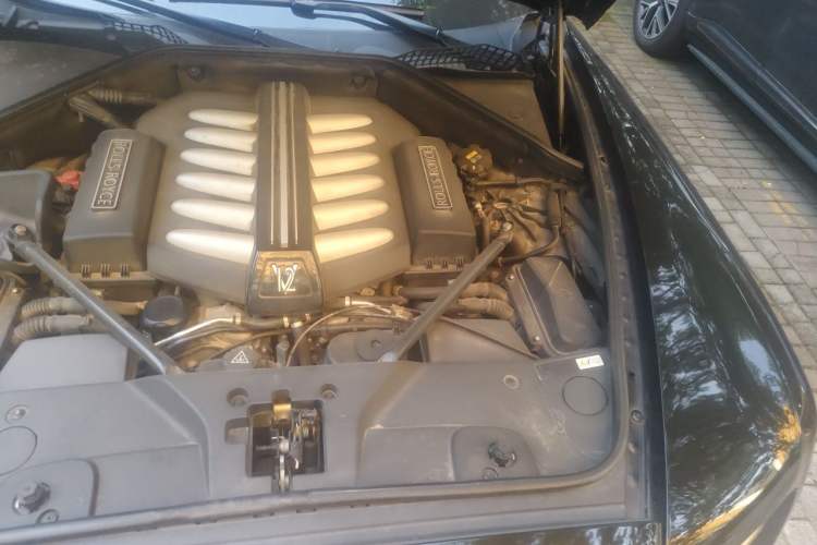Used Rolls-Royce Ghost 2014 6.6T Extended Version Engine Bay Left