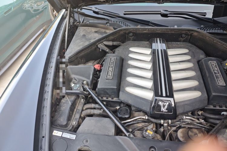 Used Rolls-Royce Ghost 2014 6.6T Extended Version Engine Bay Right