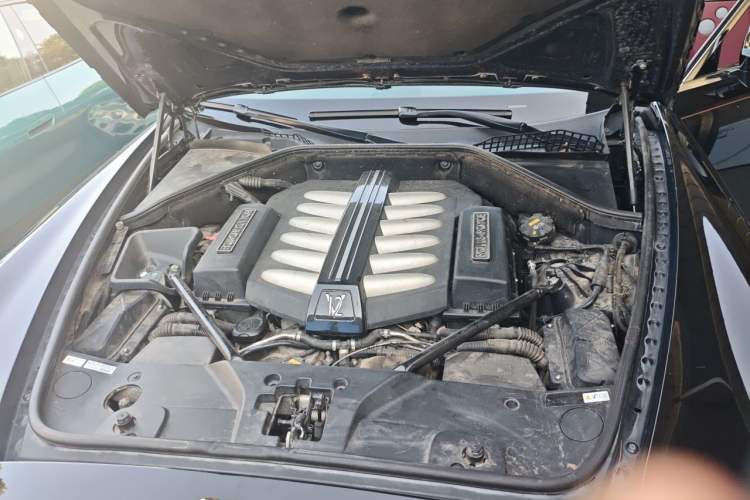 Used Rolls-Royce Ghost 2014 6.6T Extended Version Engine Bay