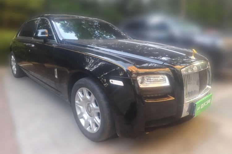 Used Rolls-Royce Ghost 2014 6.6T Extended Version Front Right 45 Deg