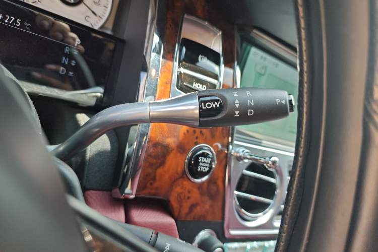 Used Rolls-Royce Ghost 2014 6.6T Standard Edition Gear Lever