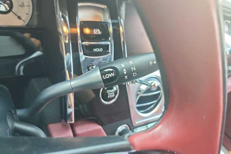 Used Rolls-Royce Ghost 2014 6.6T Extended Version Gear Lever
