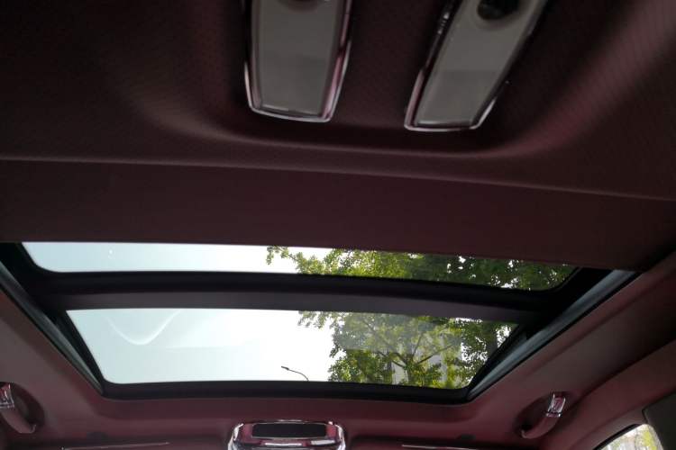 Used Rolls-Royce Ghost 2014 6.6T Extended Version Headliner