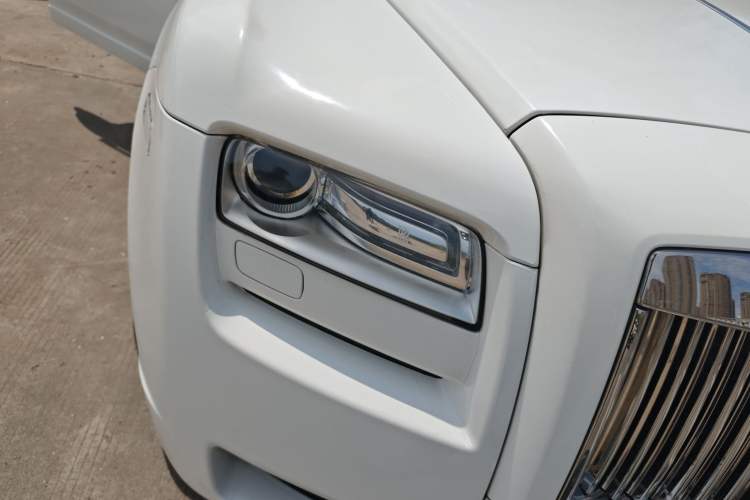 Used Rolls-Royce Ghost 2014 6.6T Standard Edition Right Front Headlight