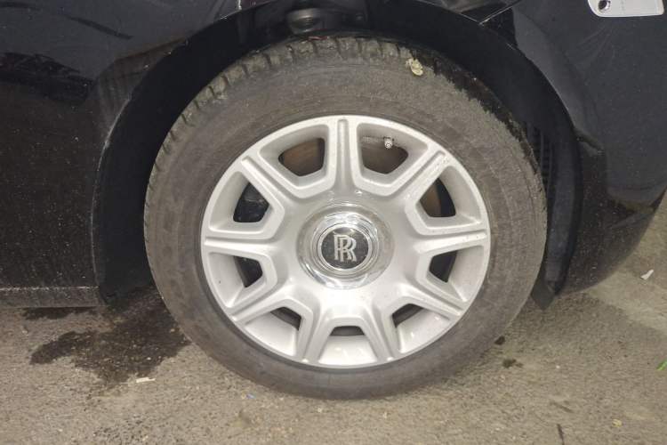 Used Rolls-Royce Ghost 2014 6.6T Extended Version Right Front Wheel Hub