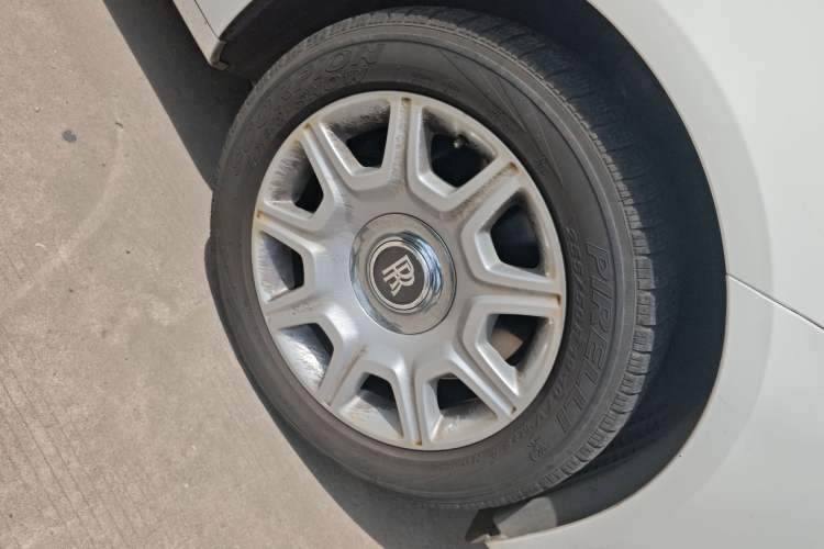 Used Rolls-Royce Ghost 2014 6.6T Standard Edition Right Front Wheel Hub