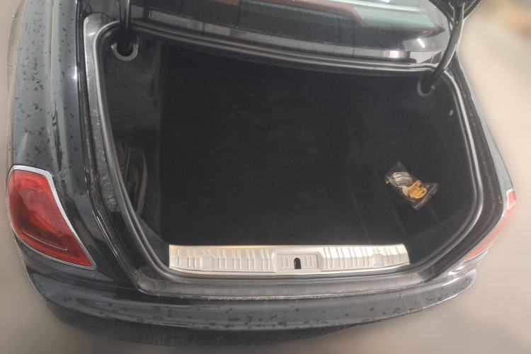 Used Rolls-Royce Ghost 2014 6.6T Extended Version Trunk