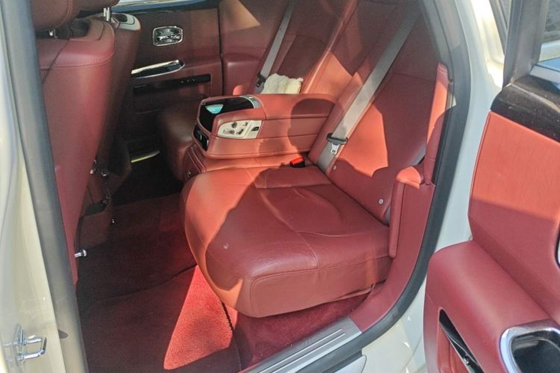 Used Rolls-Royce Ghost 2014 6.6T Standard Edition Left Rear Seat