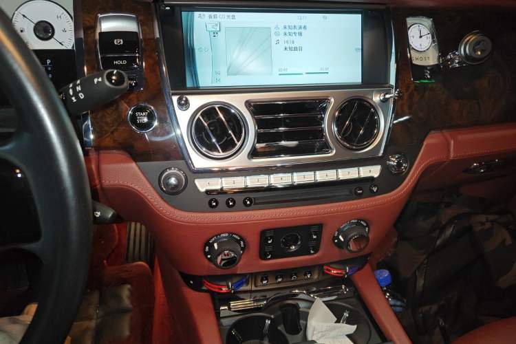 Used Rolls-Royce Ghost 2015 Series II Extended Version Audio And AC Panel