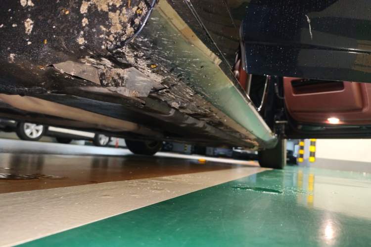 Used Rolls-Royce Ghost  Chassis Front Left