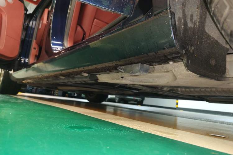 Used Rolls-Royce Ghost  Chassis Rear Left