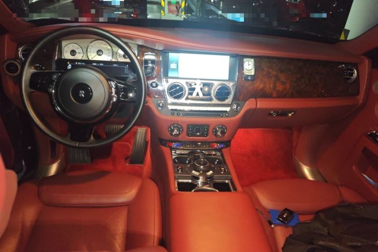 Used Rolls-Royce Ghost 2016 6.6T Eternal Love Collector's Edition Center Console