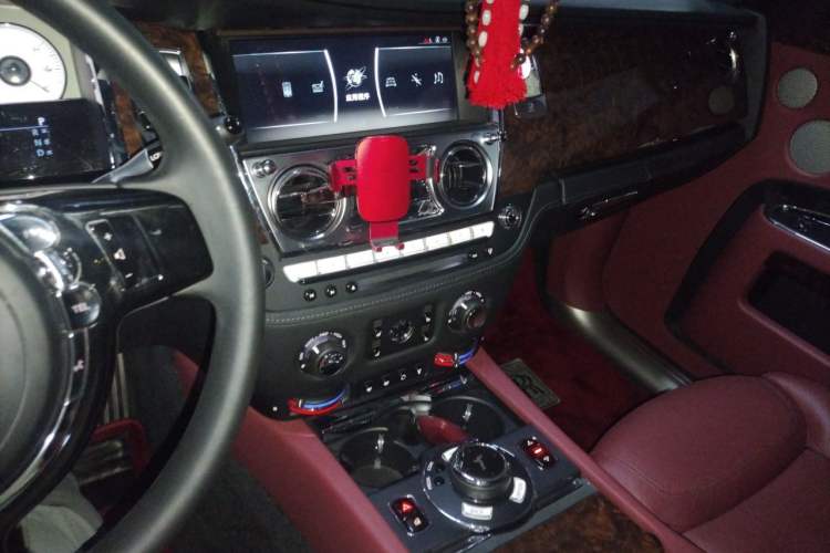 Used Rolls-Royce Ghost  Audio And AC Panel