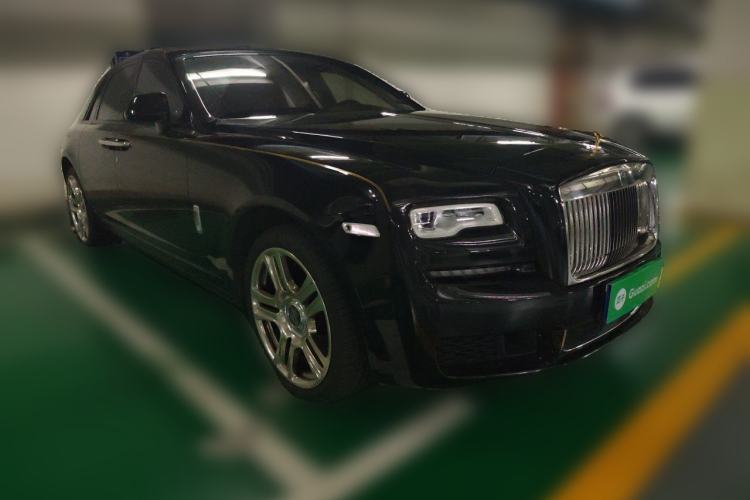 Used Rolls-Royce Ghost 2018 6.6T Standard Wheelbase Version Front Right 45 Deg