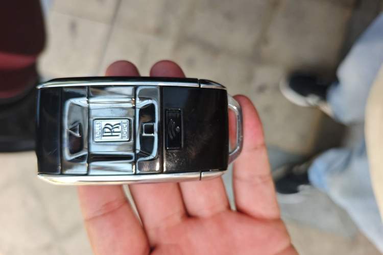 Used Rolls-Royce Ghost 2024 6.7T Black Badge Vehicle Key
