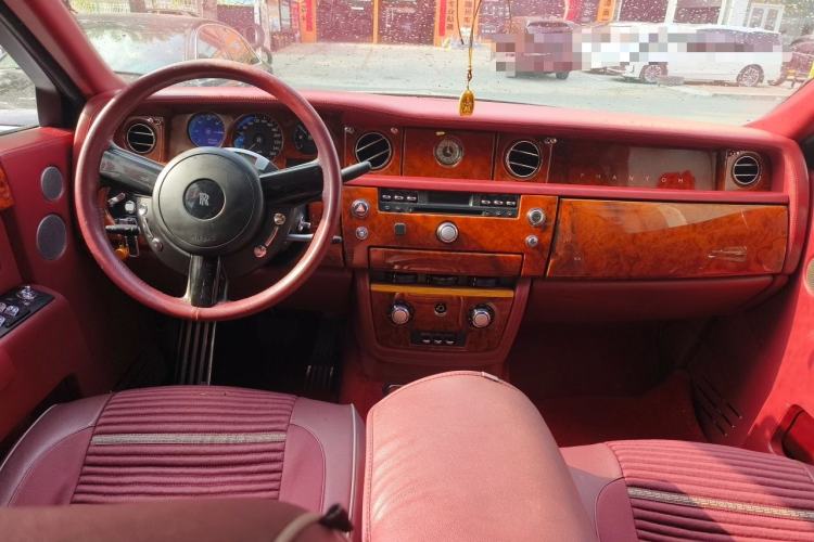 Used Rolls-Royce Phantom  Center Console