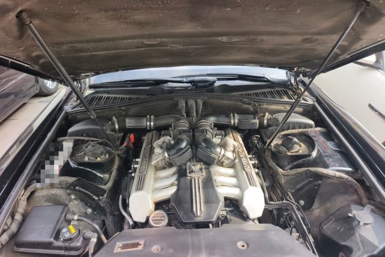 Used Rolls-Royce Phantom  Engine Bay