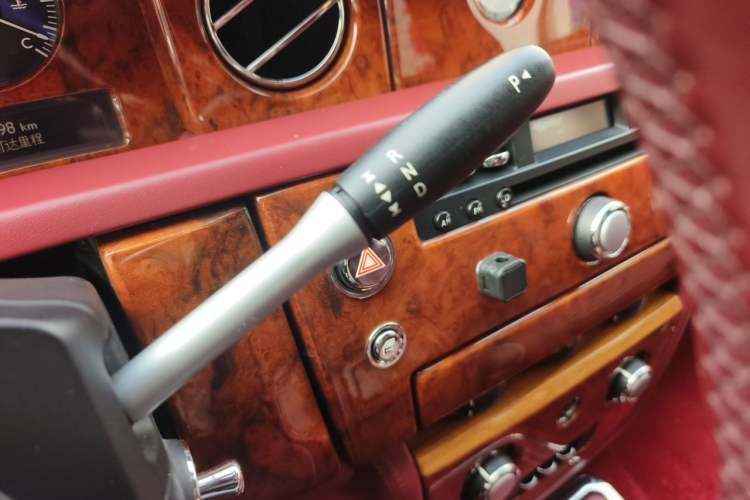 Used Rolls-Royce Phantom  Gear Lever