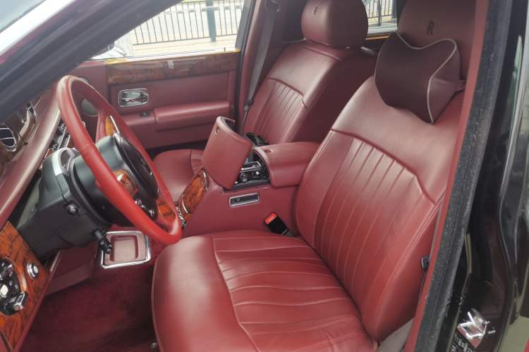 Used Rolls-Royce Phantom 2007 6.7L Two-Door Coupe 101EX Left Front Seat