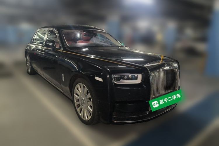 Used Rolls-Royce Phantom 2018 6.7T Long Wheelbase Version Front Right 45 Deg