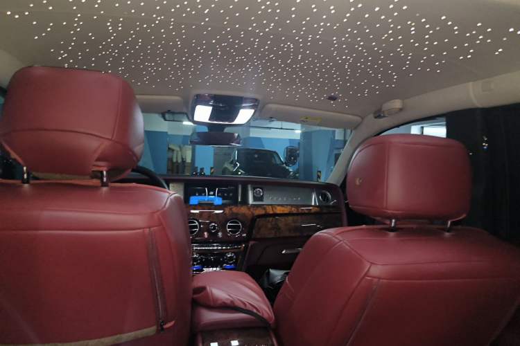 Used Rolls-Royce Phantom 2018 6.7T Long Wheelbase Version Headliner